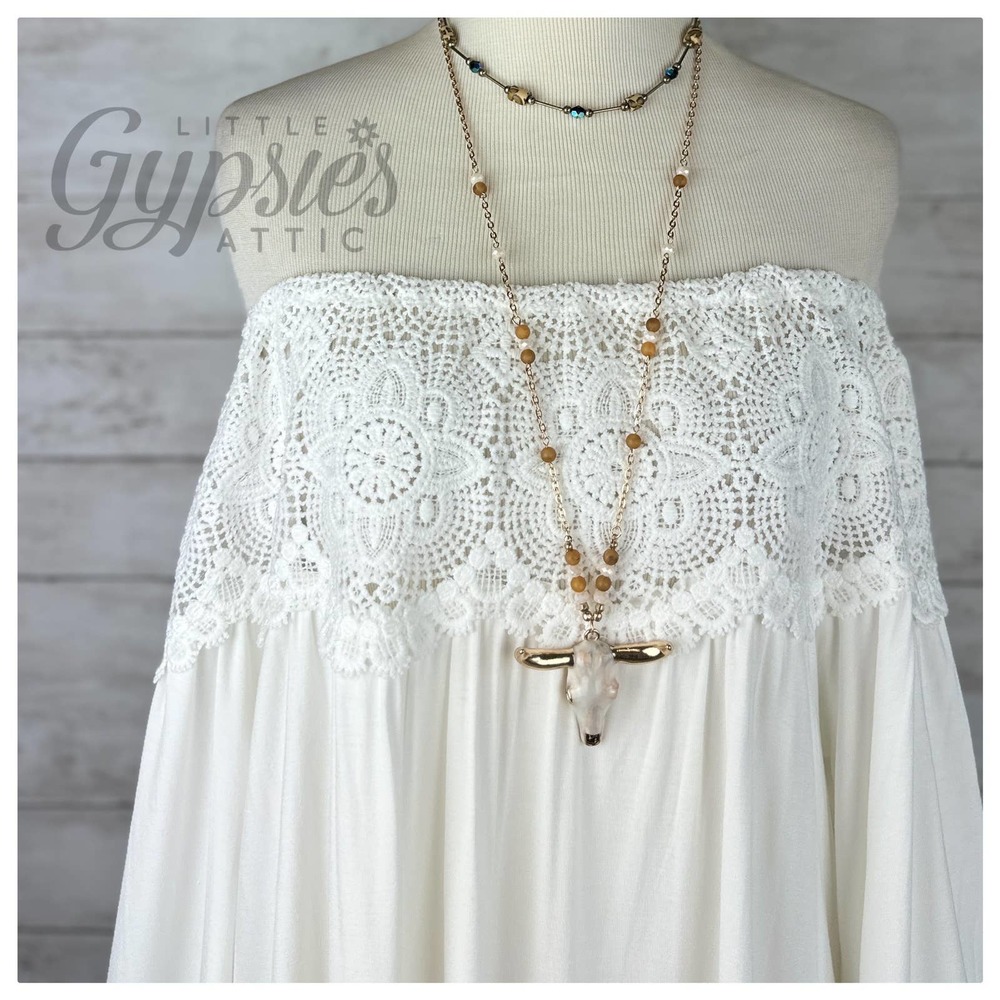 POL Make it Romance Lace Tunic - Picture 2 of 12